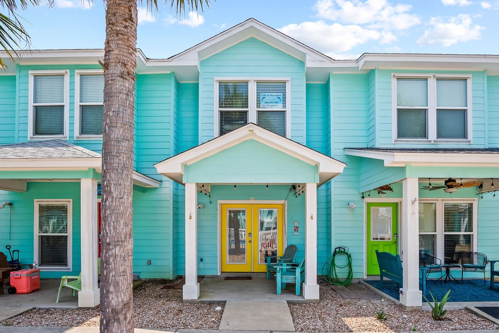 11th St, Port Aransas, TX 78373