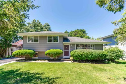 1407 Washington St, Lake In The Hills, IL, 60156-1045 | Card Image