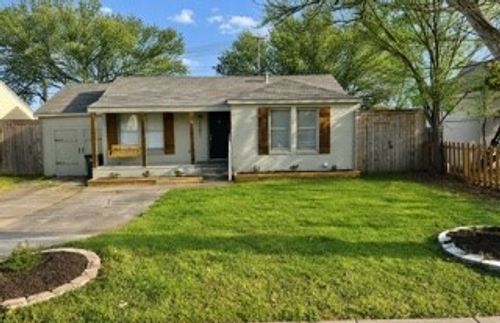 3901 Winfield Ave, Fort Worth, TX, 76109-3727 | Card Image