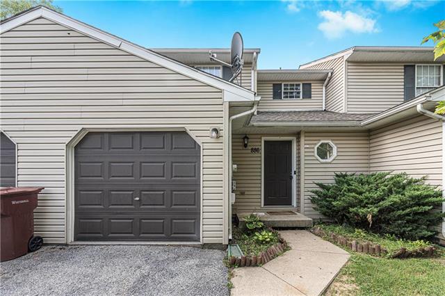 Maryland Ct, Whitehall, PA 18052