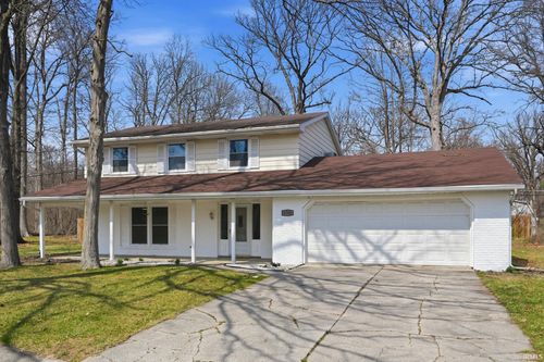 5700 Fontana Dr, Fort Wayne, IN, 46815-5216 | Card Image