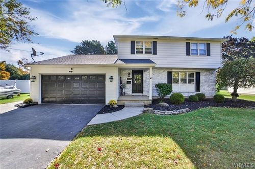 563 Lockport St, Youngstown, NY, 14174-1105 | Card Image