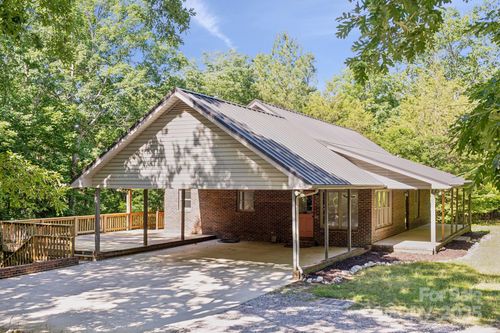 3090 Goblet Rd, Richburg, SC, 29729-9515 | Card Image