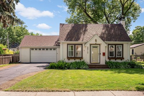 2913 Florida Ave S, Saint Louis Park, MN, 55426-3333 | Card Image
