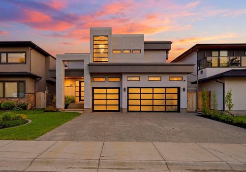 102 Malibou Rd Sw, Calgary, AB, T2V4R8 | Card Image