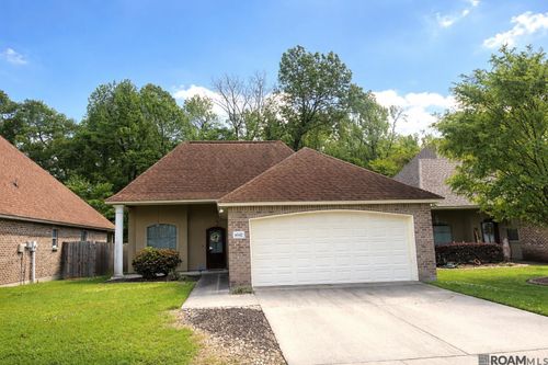 6342 Surrey Ln, Zachary, LA, 70791-2866 | Card Image