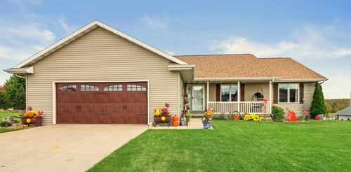 104 Carolyn Court, EDEN, WI, 53019 | Card Image