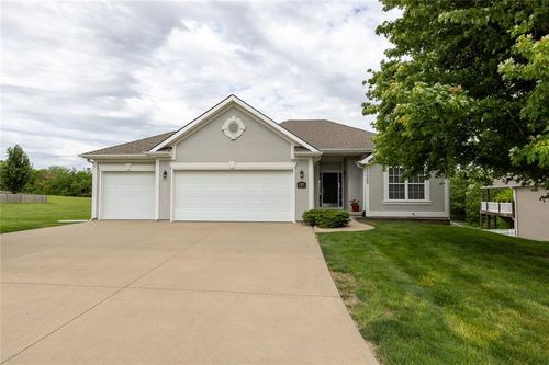13080 Ridgeview Dr, Platte City, MO, 64079-7701 | Card Image