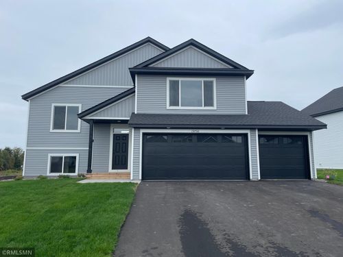 19758 Ely Ave N, Forest Lake, MN, 55025-7912 | Card Image