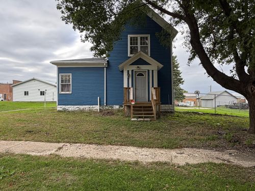 113 Nevada Avenue, Adrian, MN, 56110 | Card Image