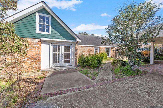 906 E Weber St, House other with 3 bedrooms, 3 bathrooms and 3 parking in Gonzales LA | Image 19