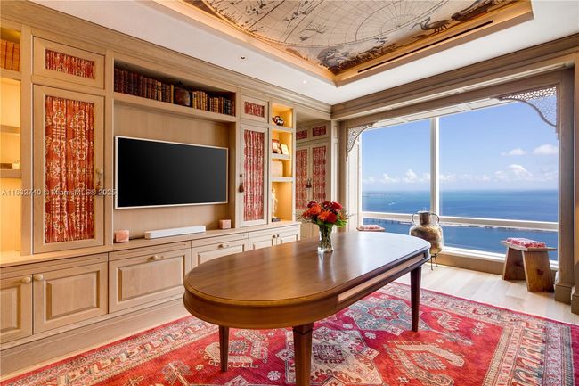 APT-55F - 1425 Brickell Ave, Condo with 3 bedrooms, 5 bathrooms and null parking in Miami FL | Image 12