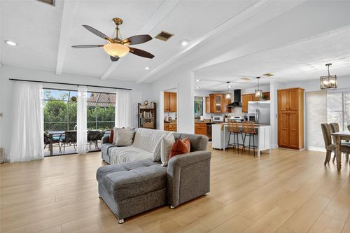 5904 Blue Beech Ct, Tamarac, FL, 33319-3030 | Card Image