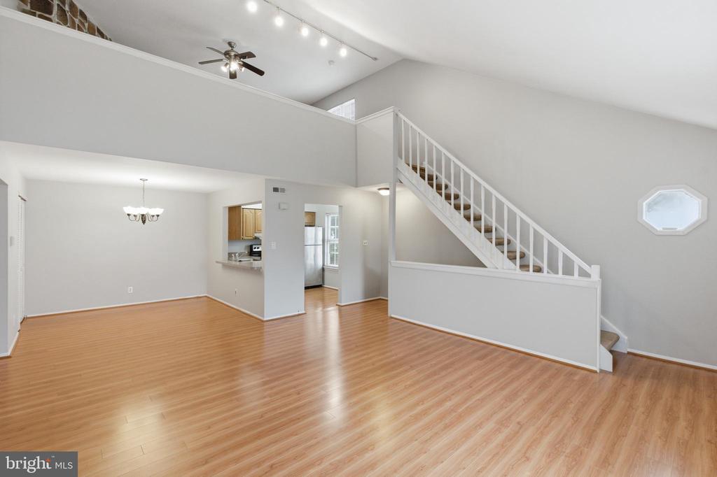 Residential Lease in MOUNT LAUREL 3