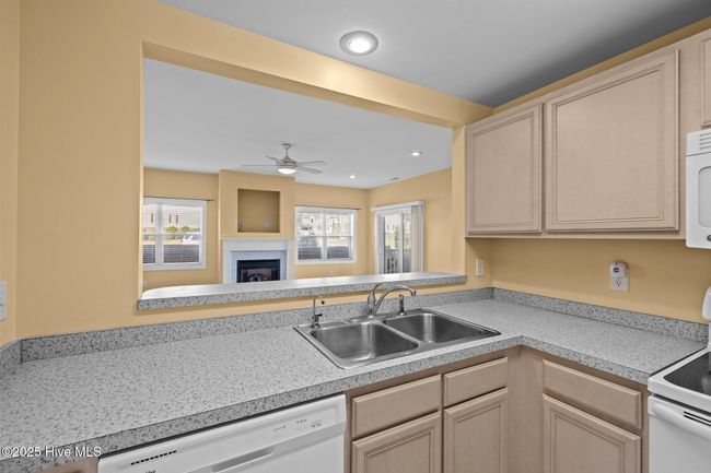 A - 404 Penny Ln, Condo with 2 bedrooms, 2 bathrooms and 2 parking in Morehead City NC | Image 22