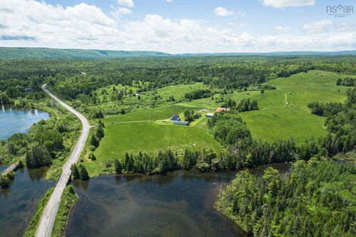 10353 Marble Mountain Rd, Orangedale, NS, B0E2K0 | Card Image