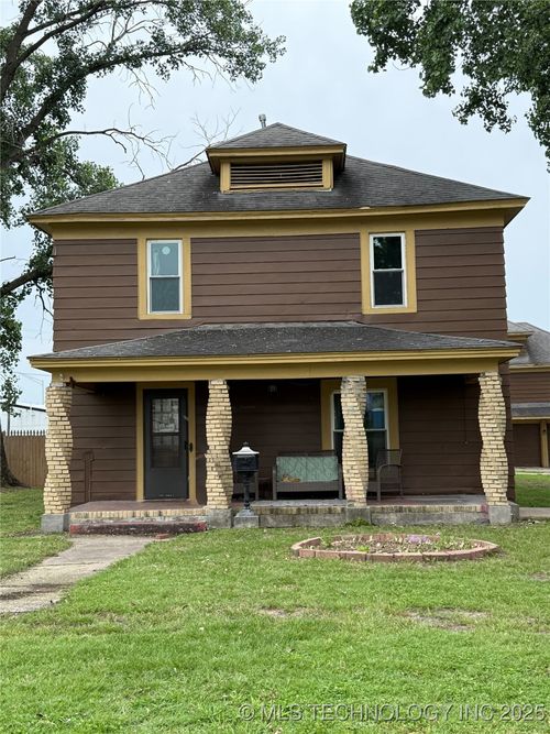 416 7th St, Dewey, OK, 74029-2326 | Card Image