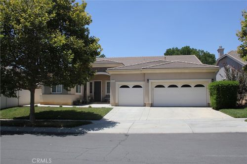 1679 Golden Way, Beaumont, CA, 92223 | Card Image