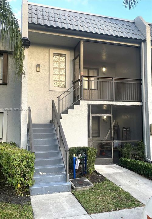 apt-204-16571 Blatt Blvd, Weston, FL, 33326-1855 | Card Image