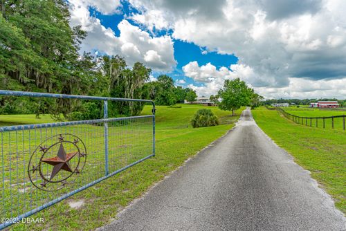 1020 Mineral Rights Rd, De Leon Springs, FL, 32130-3475 | Card Image
