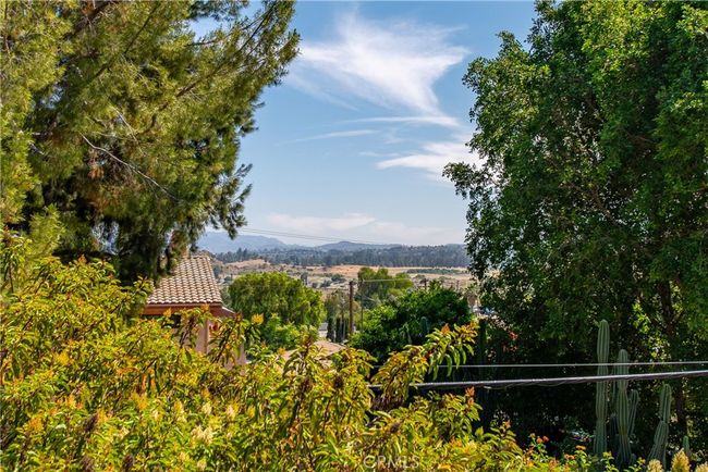 23329 Raymond St, House other with 3 bedrooms, 3 bathrooms and null parking in Chatsworth CA | Image 23
