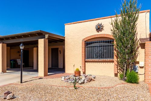 1306 W Camino Lucientes, Green Valley, AZ, 85622 | Card Image