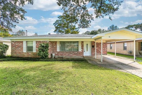 131 Irving St, Lake Charles, LA, 70605-6509 | Card Image