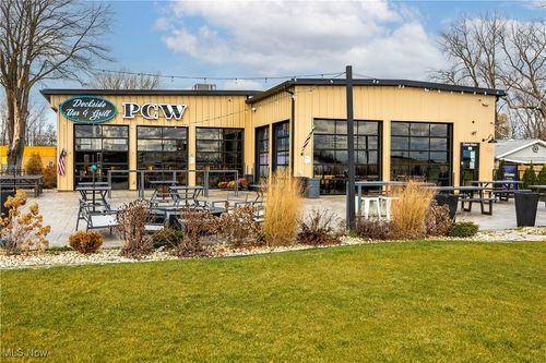 2330 River Ave, Sandusky, OH, 44870-3954 | Card Image