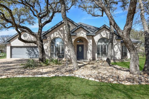 110 Wallace Riddell Dr, Burnet, TX, 78611-3532 | Card Image