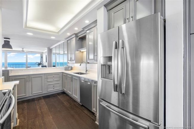 APT-317 - 2001 Sailfish Point Blvd, Condo with 2 bedrooms, 3 bathrooms and 2 parking in Stuart FL | Image 9