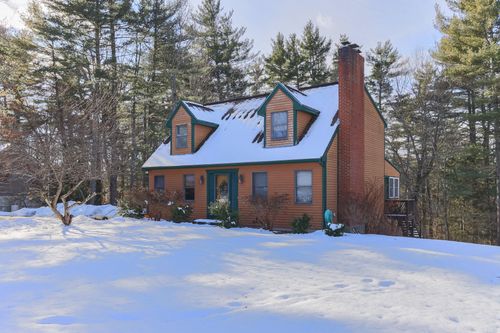 7 Turkey Ridge Rd, Newmarket, NH, 03857-2155 | Card Image