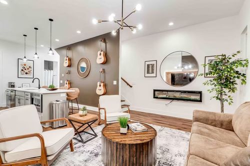 2403 Jefferson St, Nashville, TN, 37208 | Card Image