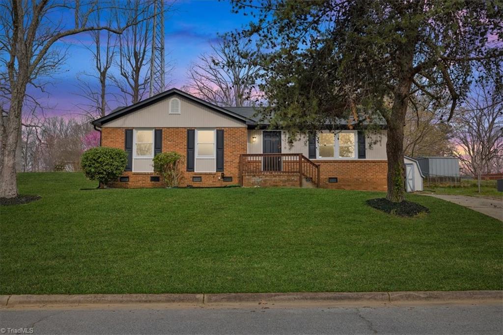 Bramlet Pl, Greensboro, NC 27407