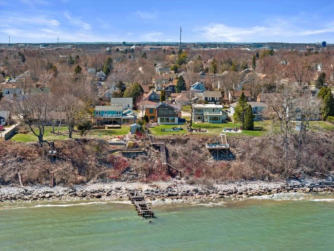 2533 Lakeshore Dr, House other with 5 bedrooms, 3 bathrooms and null parking in Sheboygan WI | Image 69