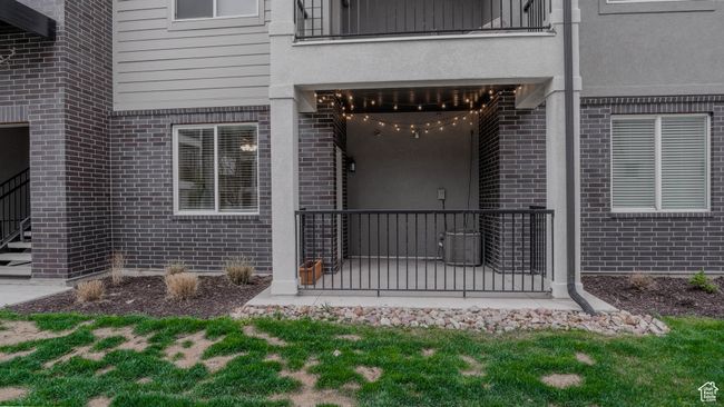 Doorway to property with brick siding | Image 28