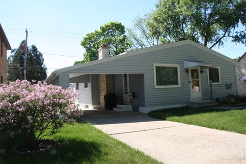 2419 S 81st St, West Allis, WI, 53219 | Card Image