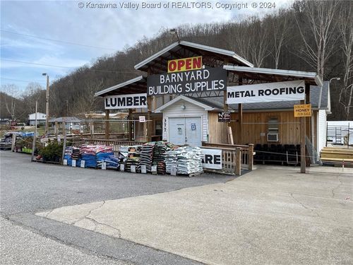 377 Sunset View Road, Chapmanville, WV, 25508 | Card Image