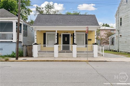 1106 E Broad St, savannah, GA, 31401-6604 | Card Image