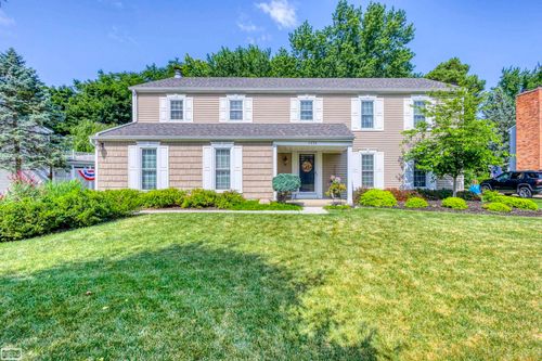 1374 E Horseshoe Bend Dr, Rochester Hills, MI, 48306-4140 | Card Image