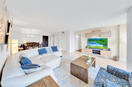 apt-301-90 Alton Rd, Miami Beach, FL, 33139-6875 | Card Image