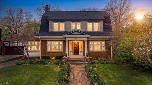 210 Storer Ave, Akron, OH, 44302-1119 | Card Image