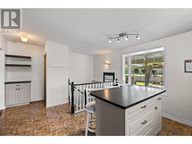 135 Whiteshield Cres, House other with 5 bedrooms, 3 bathrooms and null parking in Kamloops BC | Image 14