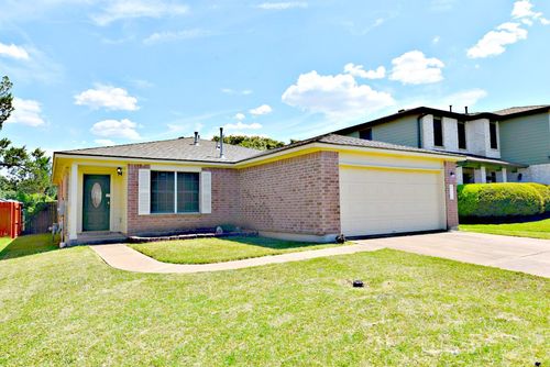 2100 Killians Way, Cedar Park, TX, 78613-6872 | Card Image