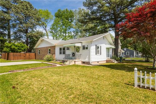 2701 Mark St, Chesapeake, VA, 23324-2945 | Card Image