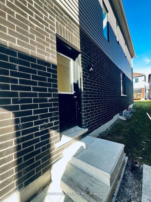 bsmt-24 Hylton Dr, Barrie, ON, L9J0W5 | Card Image