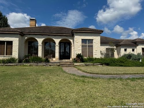 309 Horseshoe Bnd, Boerne, TX, 78006-5997 | Card Image