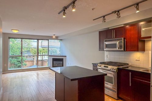 308-122 E 3rd St, North Vancouver, BC, V7L1E6 | Card Image