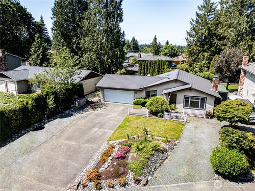 5611 128th Pl Se, Everett, WA, 98208-9501 | Card Image