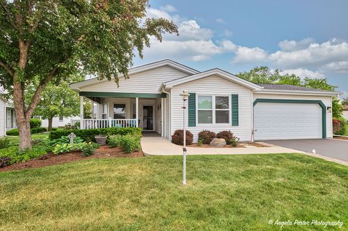 611 Filly Ln, Grayslake, IL, 60030-9302 | Card Image
