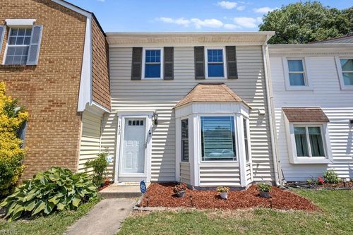 1402 Doe Ct, Virginia Beach, VA, 23464-6354 | Card Image